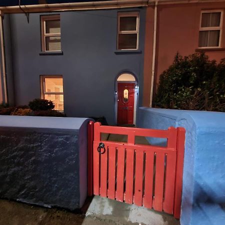 Lobster Cottage - Stylish 3 Bedroom Cottage In Heart Of Tenby Town, Pembrokeshire מראה חיצוני תמונה