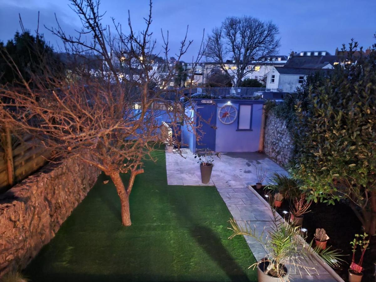 Lobster Cottage - Stylish 3 Bedroom Cottage In Heart Of Tenby Town, Pembrokeshire מראה חיצוני תמונה